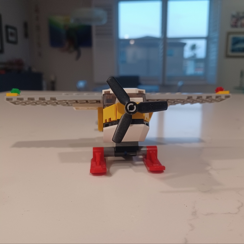 LEGO mail plane - Picture 6 of 6